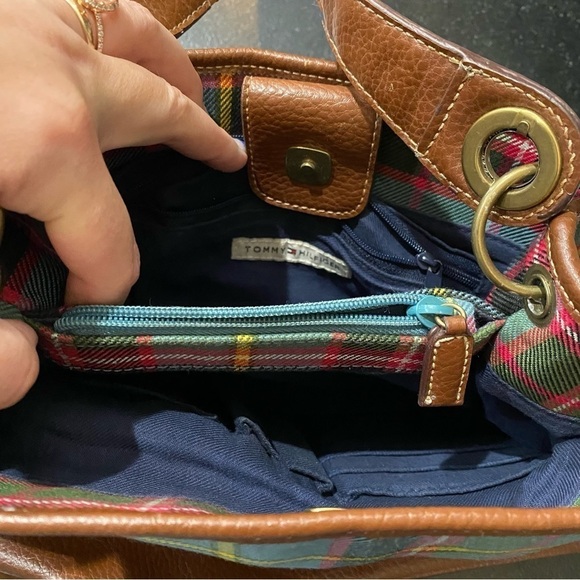 Vintage Y2K Tommy Hilfiger plaid leather purse handbag - Picture 5 of 9